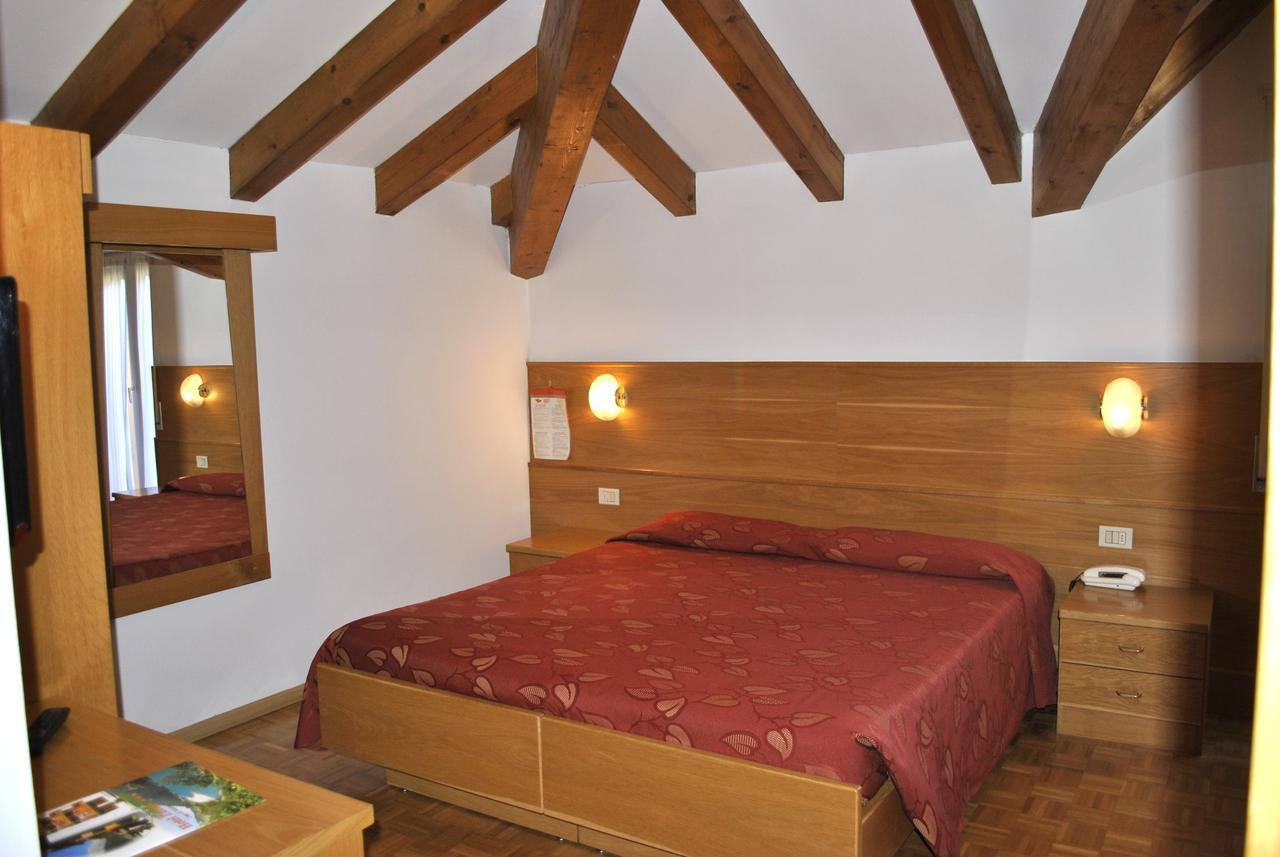 Hotel Zurigo Molveno Ngoại thất bức ảnh