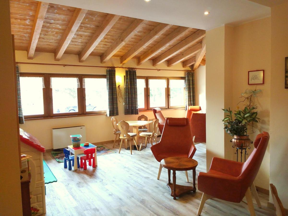 Hotel Zurigo Molveno Ngoại thất bức ảnh